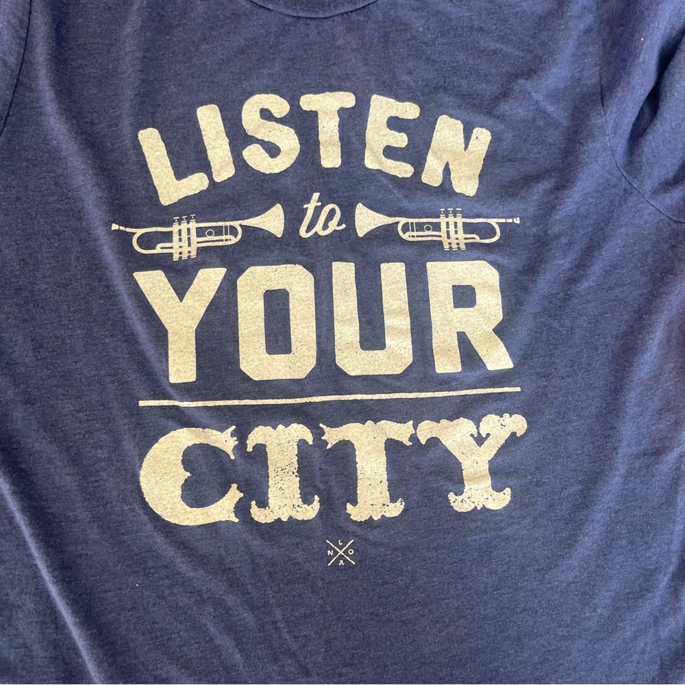 Unisex New Orleans Graphic Tees - Black, Blue, and Green - Size L (slim) - Picture 5 of 9